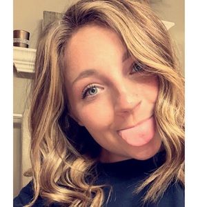 Meet your Posher, Allie